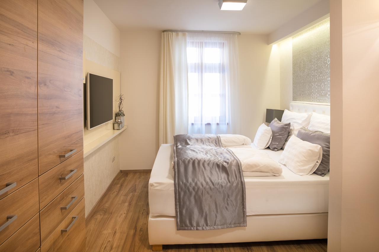 Foter Rezidencia 2 Aparthotel Γκιόρ Εξωτερικό φωτογραφία