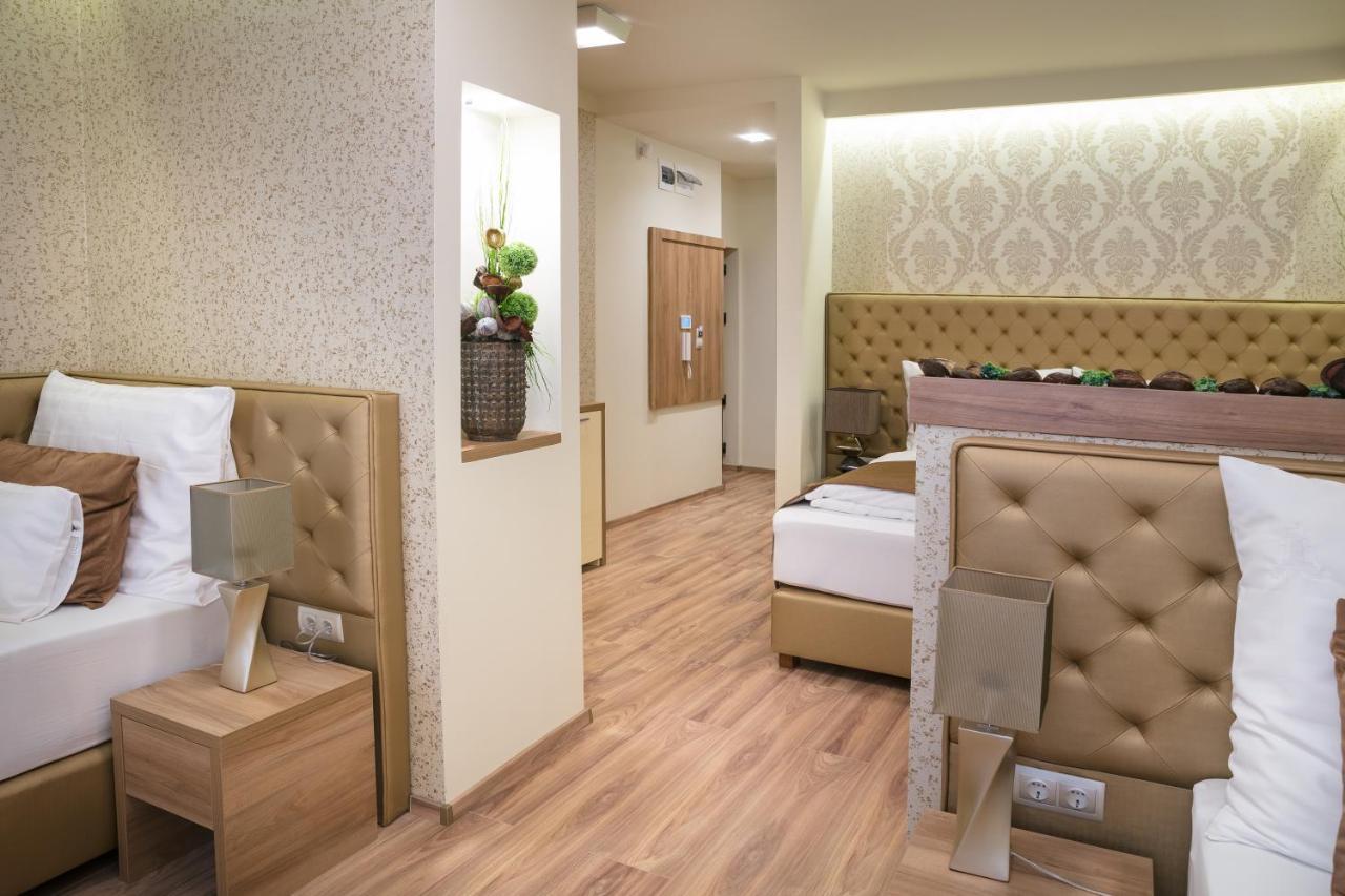 Foter Rezidencia 2 Aparthotel Γκιόρ Εξωτερικό φωτογραφία