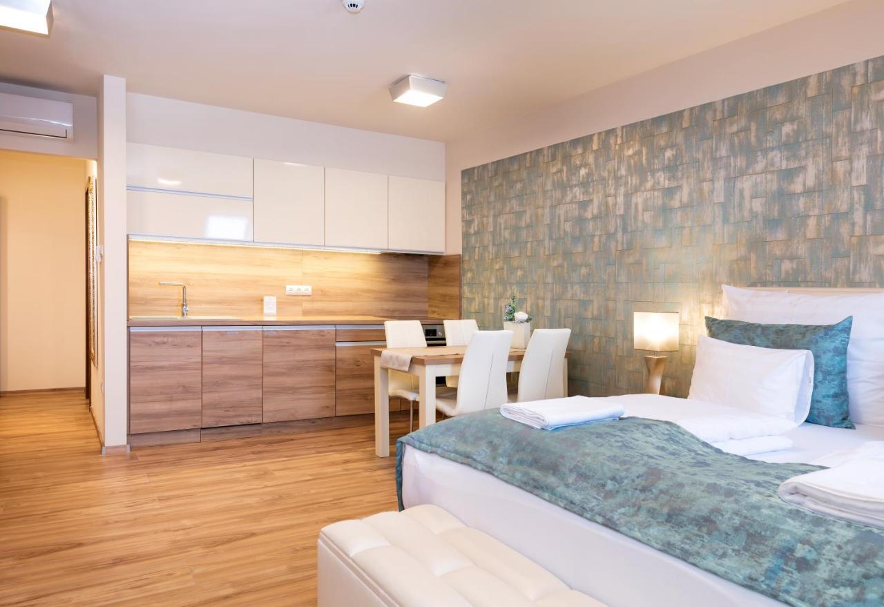 Foter Rezidencia 2 Aparthotel Γκιόρ Εξωτερικό φωτογραφία